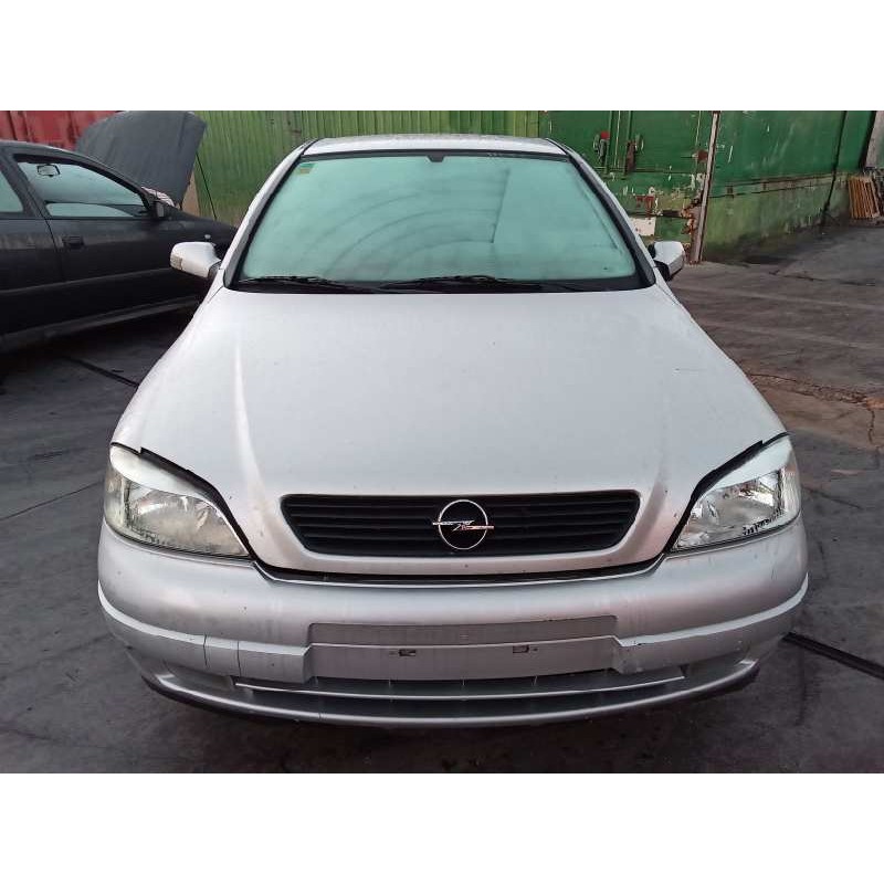 opel astra g berlina del año 1999