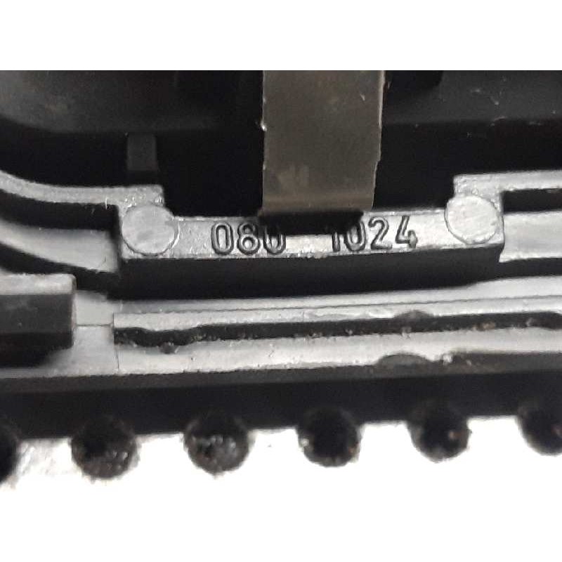 Recambio de mando elevalunas delantero derecho para opel corsa c silverline referencia OEM IAM 0801024 24407699 - Negro 5