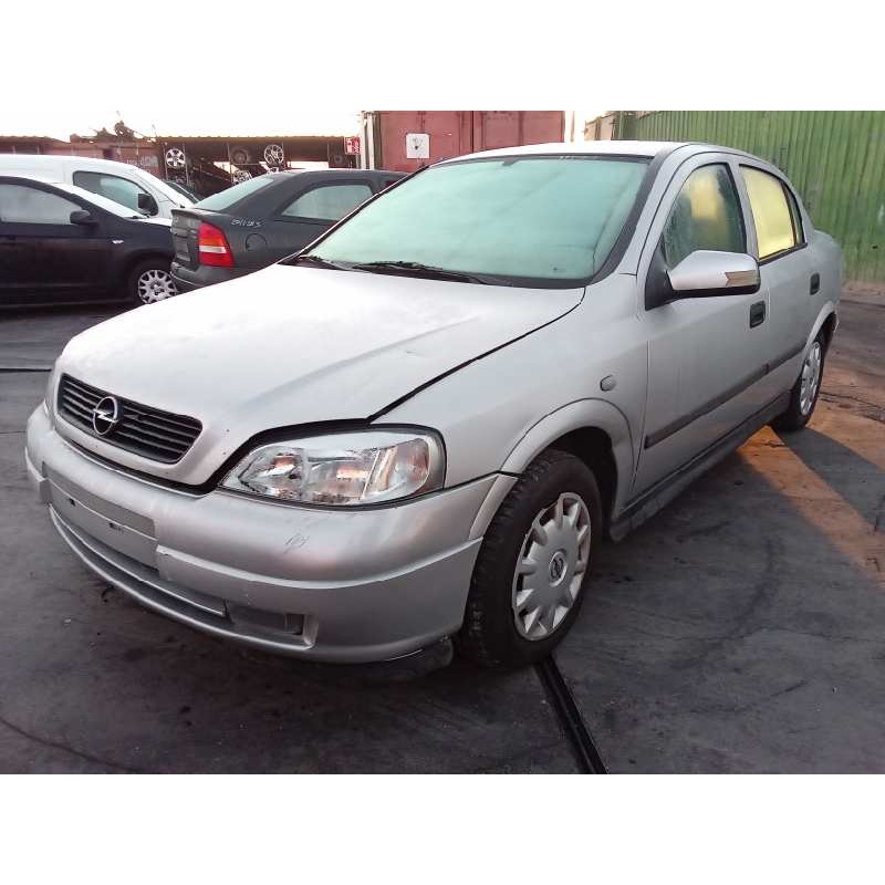 opel astra g berlina del año 1999