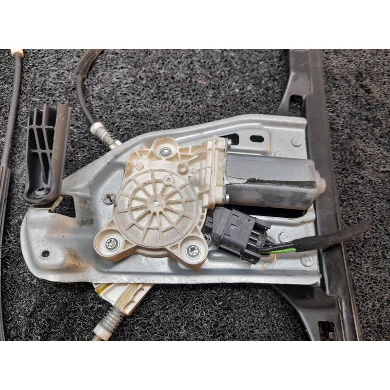 Recambio de elevalunas delantero derecho para mercedes-benz clase c (w203) sportcoupe c 180 compressor (203.746) referencia OEM 7