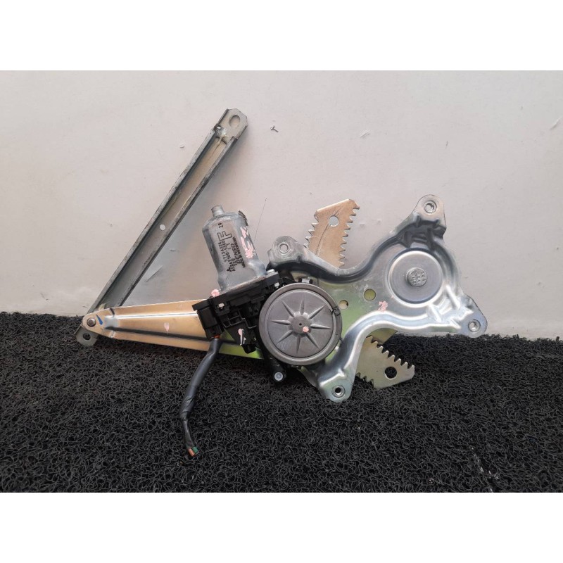 Recambio de elevalunas trasero izquierdo para mitsubishi space star (a00) motion referencia OEM IAM 5713A324 AE2621005340F 