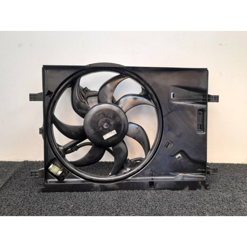 Recambio de electroventilador para opel corsa d enjoy referencia OEM IAM 55702179 55701002 BEHR
