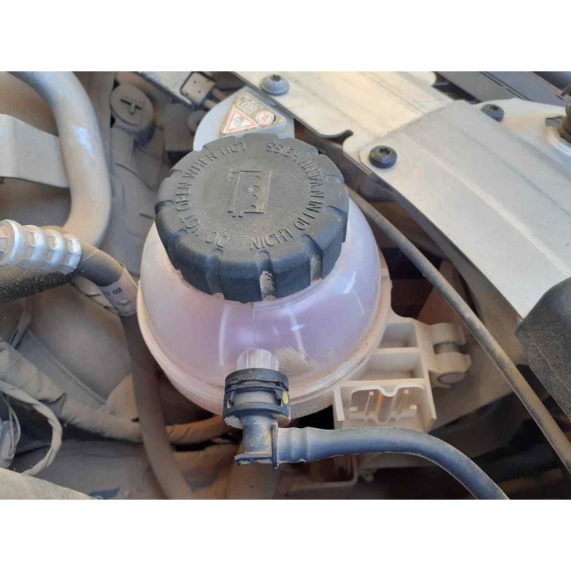 Recambio de deposito expansion para mercedes-benz clase c (w205) lim. c 220 cdi bluetec (205.004) referencia OEM IAM 2