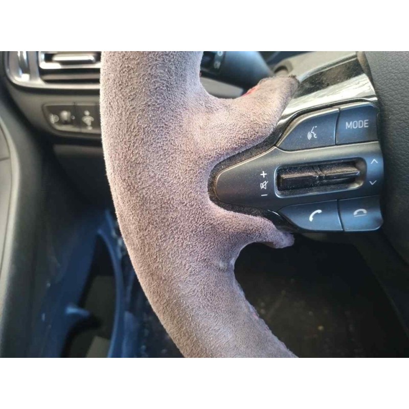 Recambio de volante para hyundai i30 (pd) n line 30 aniversario referencia OEM IAM 3
