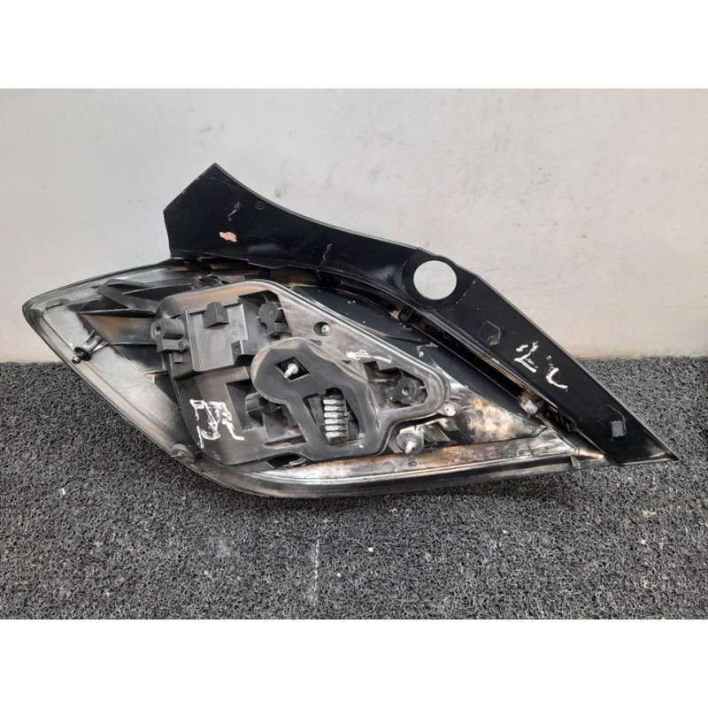 Recambio de piloto trasero derecho para opel astra h berlina enjoy referencia OEM IAM 2