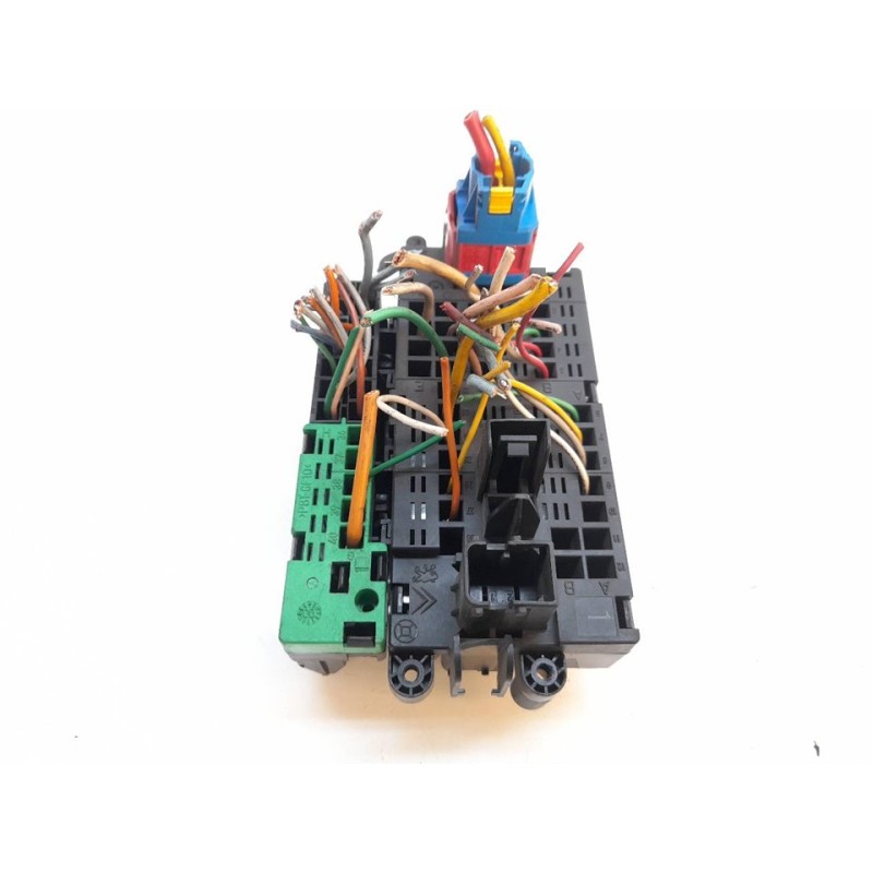 Recambio de caja reles / fusibles para citroën xsara picasso 1.6 básico referencia OEM IAM 9627791880 9635518180 4
