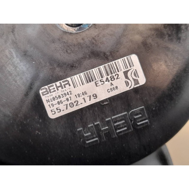 Recambio de electroventilador para opel corsa d enjoy referencia OEM IAM 55702179 55701002 BEHR - Azul 2