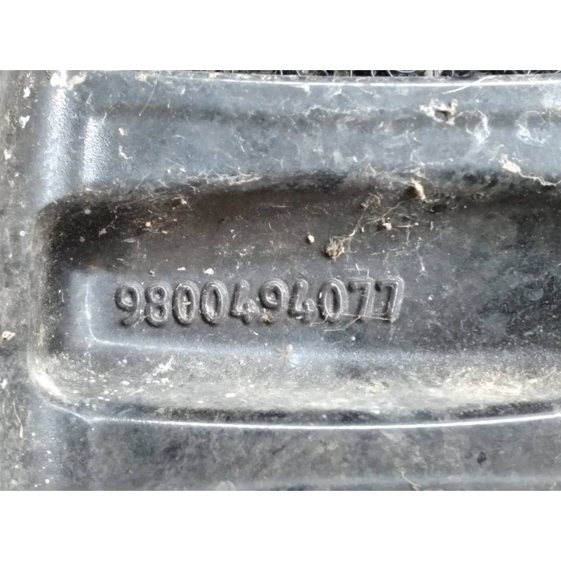 Recambio de llanta para citroën c3 live referencia OEM IAM 9800494077 3