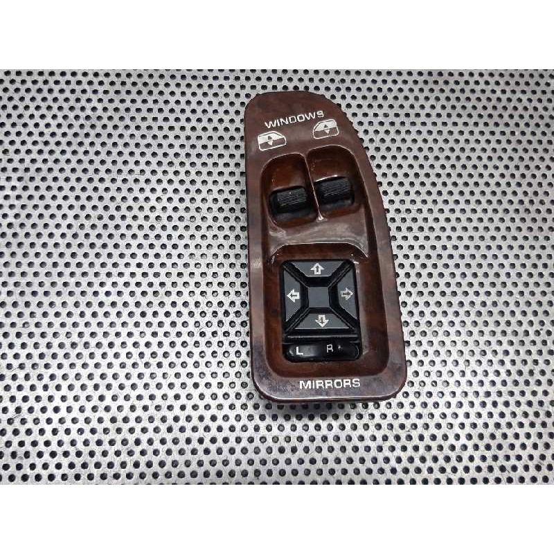 Recambio de mando elevalunas delantero izquierdo para chrysler voyager (es) 3.3 le grand voyager referencia OEM IAM 4685055  