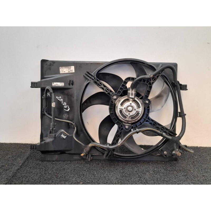 Recambio de electroventilador para opel corsa d enjoy referencia OEM IAM 55702179 55701002 BEHR - Azul 3