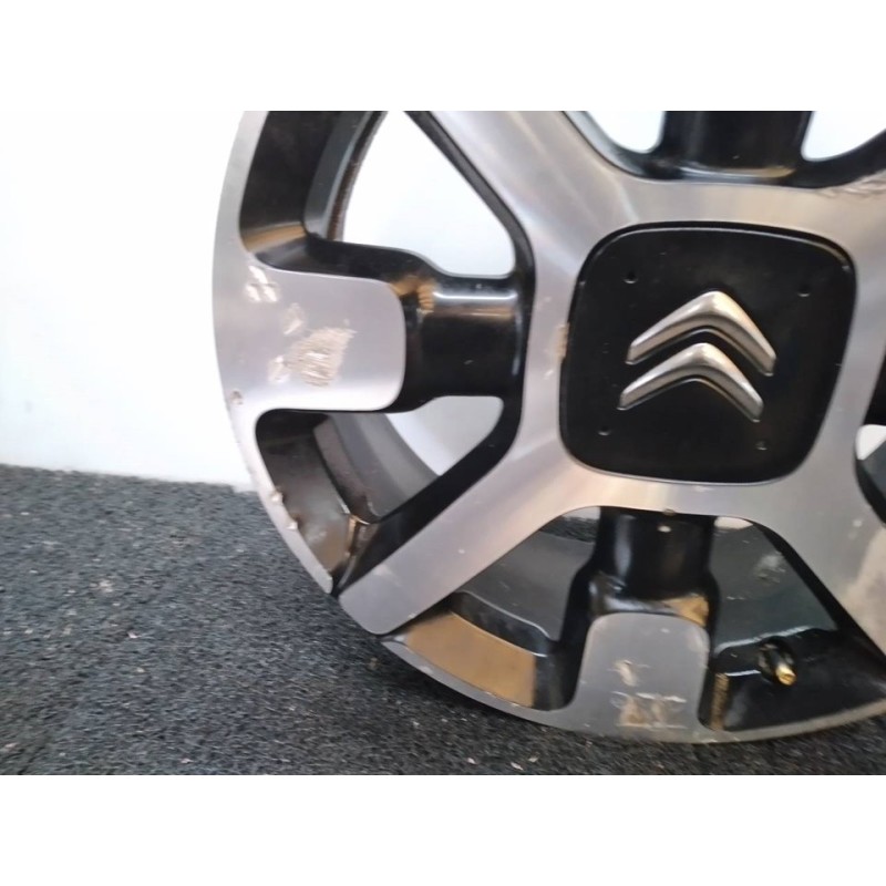 Recambio de llanta para citroën c3 live referencia OEM IAM 9800494077 4