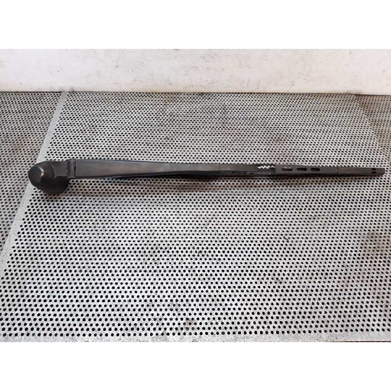 Recambio de brazo limpia trasero para audi a4 avant (b5) 1.9 tdi referencia OEM IAM   
