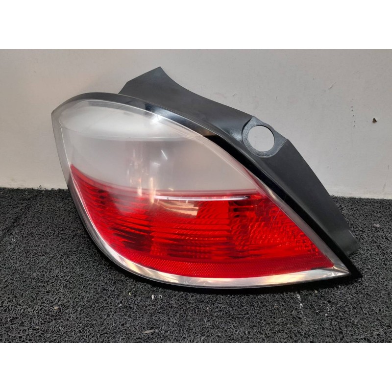 Recambio de piloto trasero izquierdo para opel astra h berlina enjoy referencia OEM IAM   