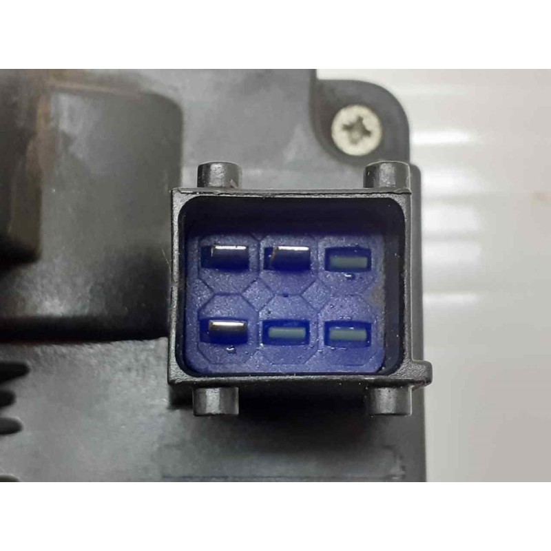 Recambio de cerradura puerta trasera izquierda para opel zafira a elegance referencia OEM IAM 24414134 DS 5