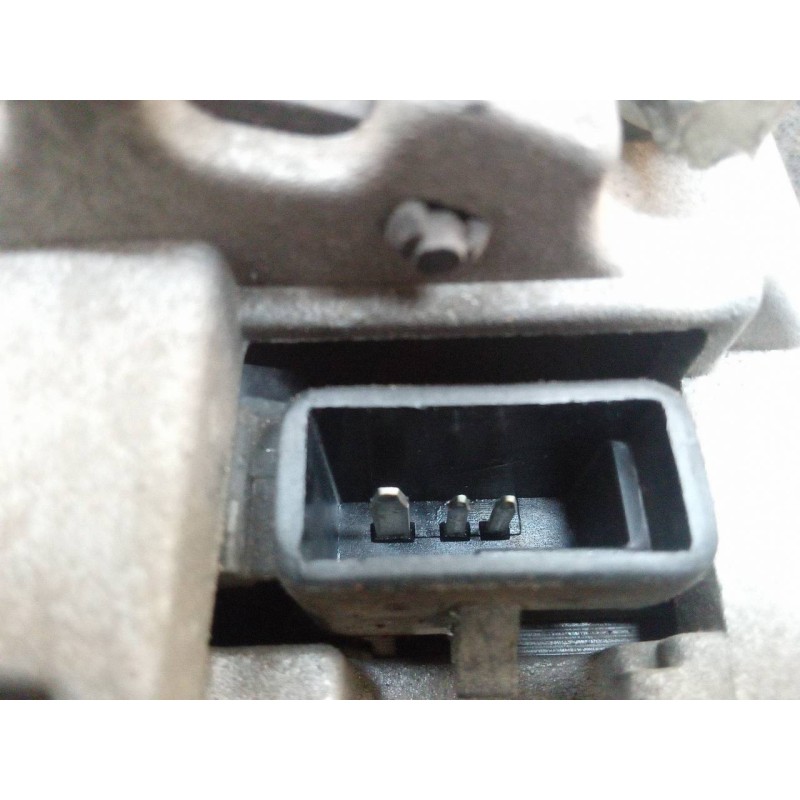 Recambio de alternador para daewoo lanos 1.6 cat referencia OEM IAM 2
