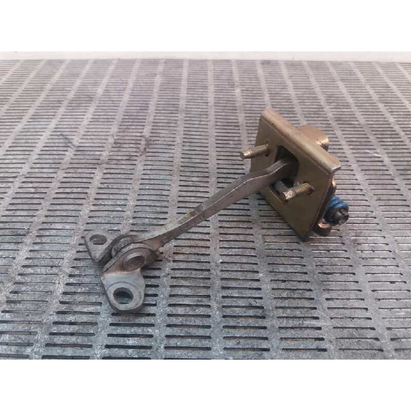 Recambio de retenedor puerta trasera izquierda para citroën c5 berlina 2.0 hdi referencia OEM IAM   