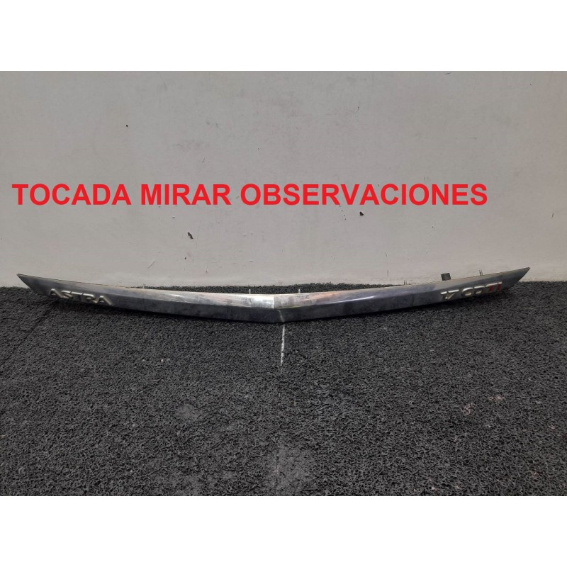 Recambio de molduras traseras para opel astra h berlina enjoy referencia OEM IAM   