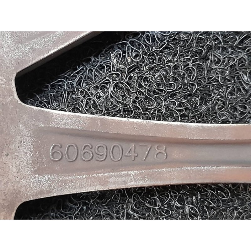 Recambio de llanta para alfa romeo 159 (140) 1.9 jtdm 16v / selective referencia OEM IAM 60690478 70JX16H2 2