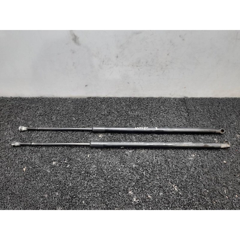 Recambio de amortiguadores maletero / porton para bmw serie 3 compact (e46) 318td referencia OEM IAM - Negro 2