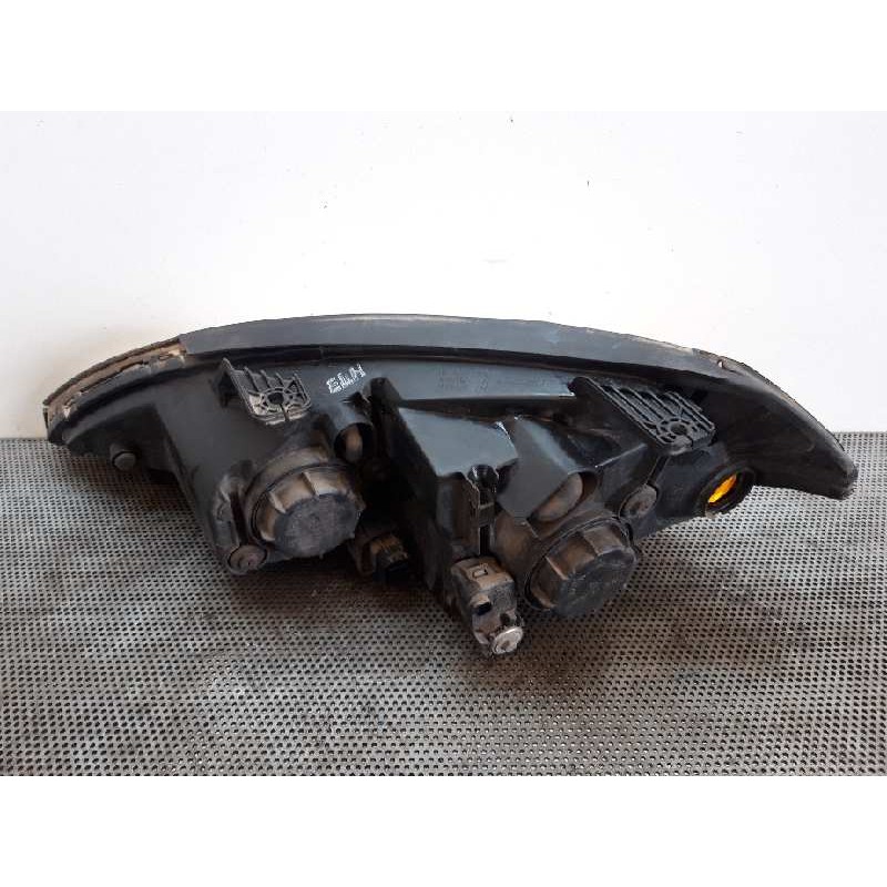 Recambio de faro derecho para ssangyong kyron 200 xdi limited referencia OEM IAM - Negro 2
