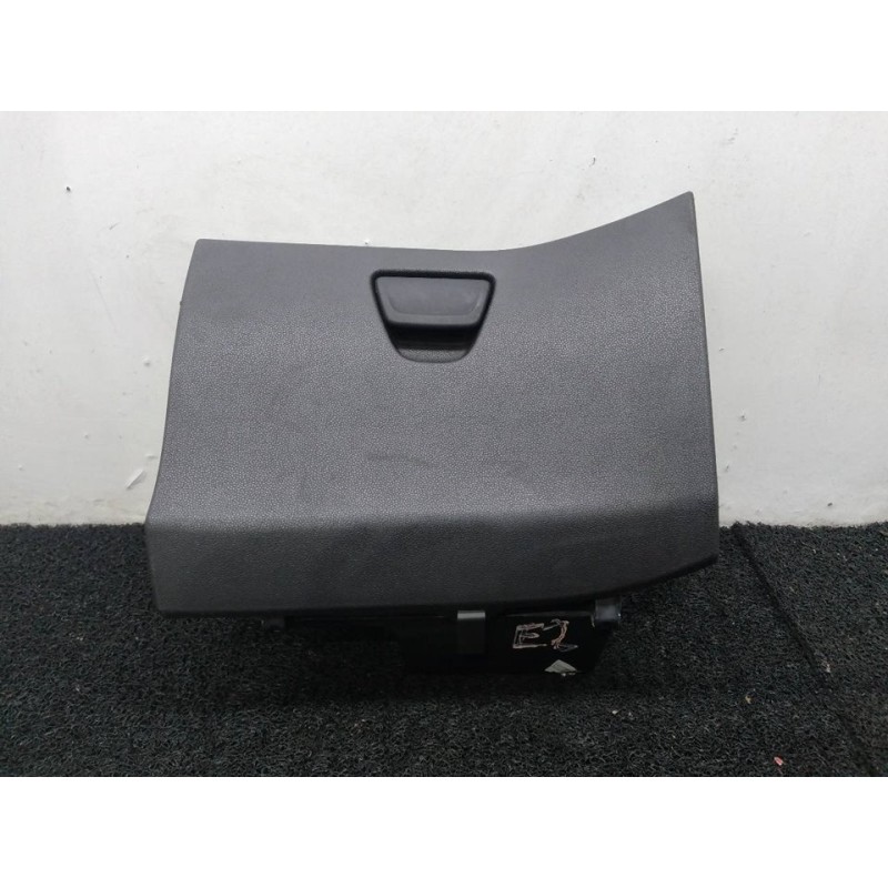 Recambio de guantera para ford fiesta (ccn) trend referencia OEM IAM BA61A06010AC  