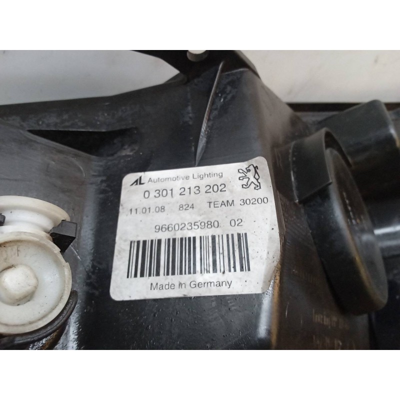Recambio de faro derecho para peugeot 407 sw confort referencia OEM IAM 0301213202 - Negro 2