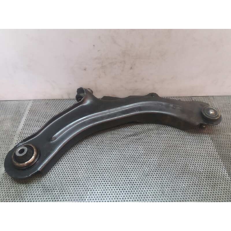 Recambio de brazo suspension inferior delantero derecho para renault megane ii berlina 3p 1.6 16v referencia OEM IAM   