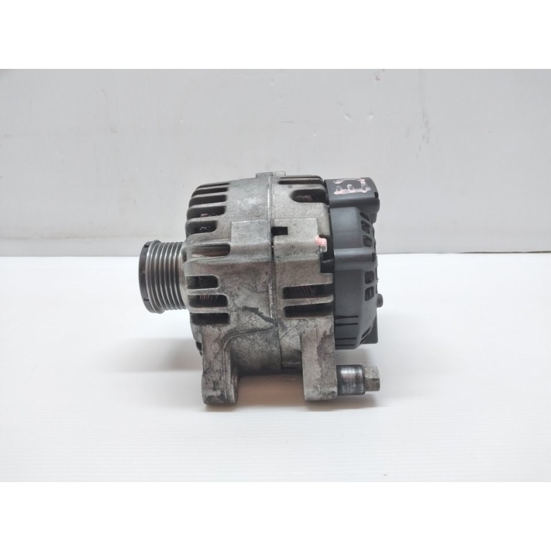 Recambio de alternador para citroën berlingo 1.6 hdi 75 collection familiar referencia OEM IAM 9646321780 VALEO 