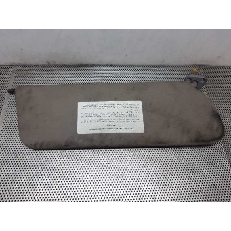 Recambio de parasol izquierdo para chrysler voyager (es) 3.3 le grand voyager referencia OEM IAM 3