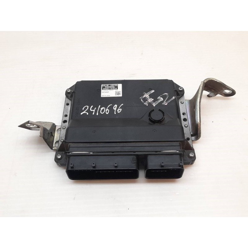 Recambio de centralita motor uce para toyota prius (nhw30) plug-in hybrid advance referencia OEM IAM 8966147410 2754005591 DENSO