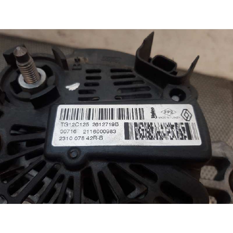 Recambio de alternador para dacia duster ambiance 4x4 referencia OEM IAM TG12C125 2612719B VALEO - Blanco 4