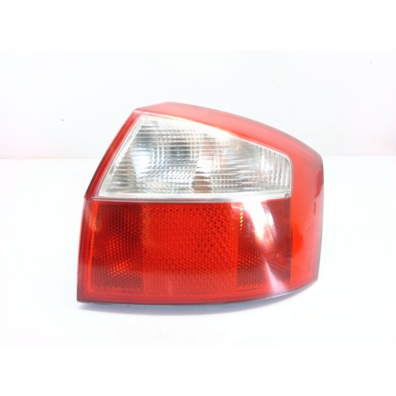 Recambio de piloto trasero derecho para audi a4 b6 (8e2) 2.5 tdi quattro referencia OEM IAM 153930  
