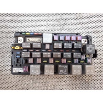 CAJA RELES / FUSIBLES 06J17MAK6114 