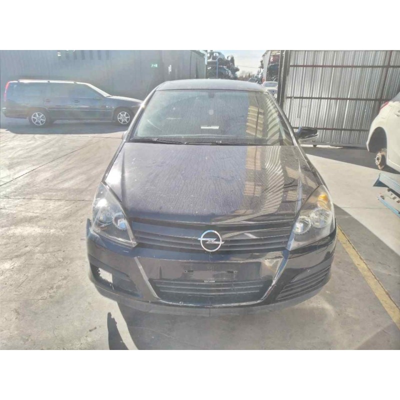 opel astra h berlina del año 2004