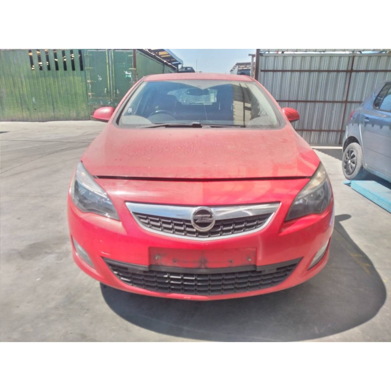 opel astra j lim. del año 2011