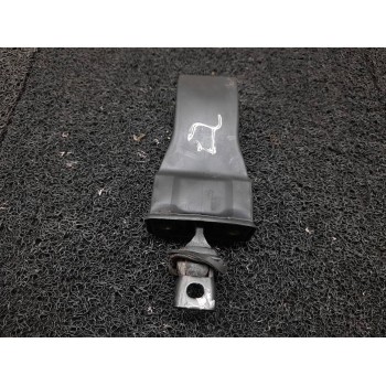 RETENEDOR PUERTA TRASERA IZQUIERDA 