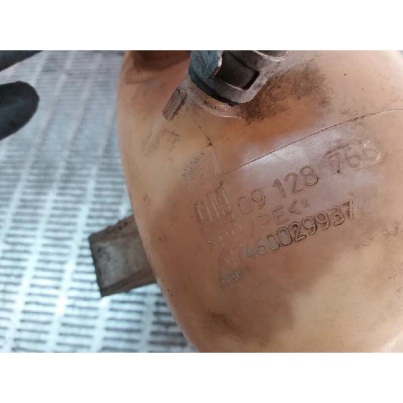 Recambio de deposito expansion para opel combo (corsa c) 1.3 16v cdti cat (z 13 dt / ln9) referencia OEM IAM 09128766 - Blanco 3