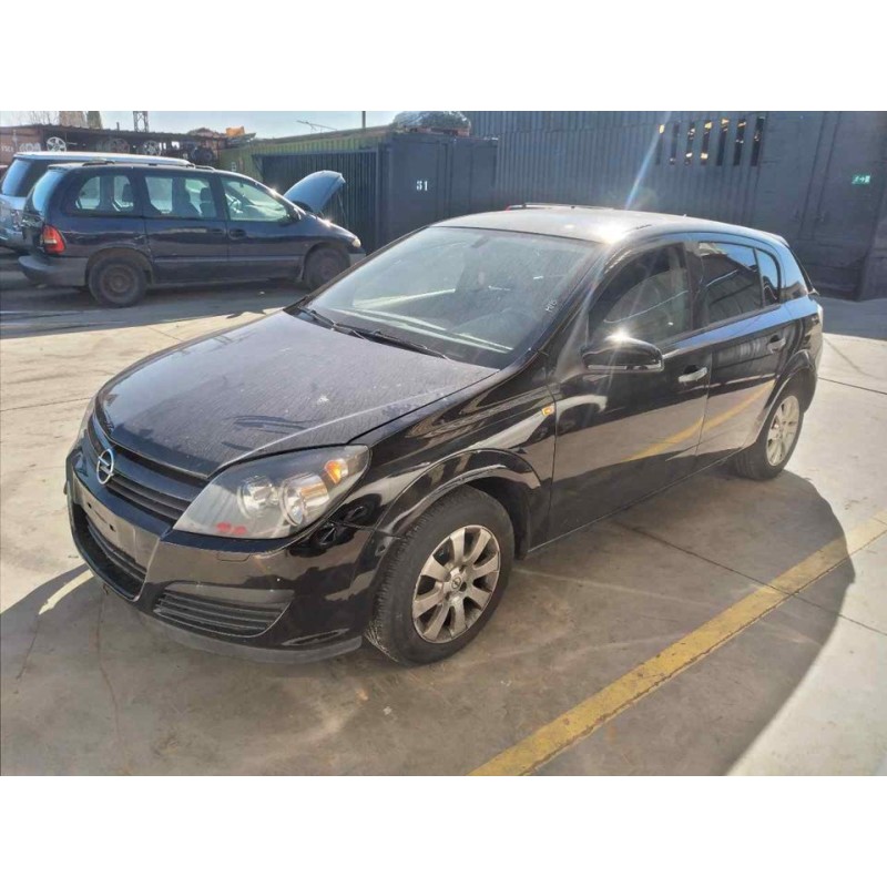opel astra h berlina del año 2004