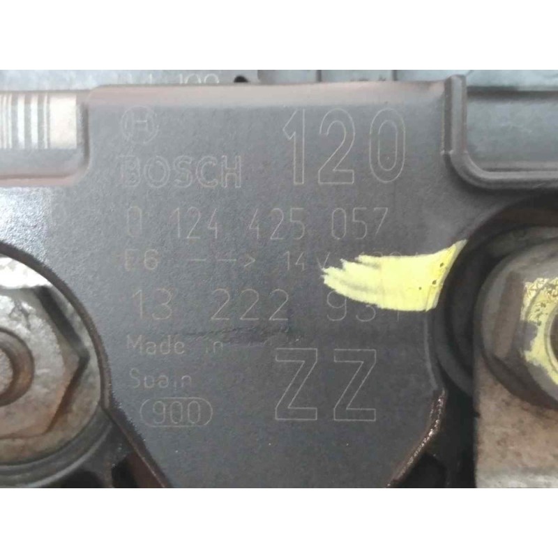 Recambio de alternador para opel corsa d essentia referencia OEM IAM 0124425057  BOSCH 2