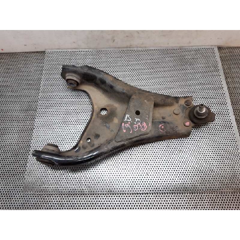 Recambio de brazo suspension inferior delantero derecho para dacia duster ambiance 4x4 referencia OEM IAM 3246293 01225R 