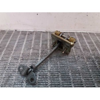 RETENEDOR PUERTA DELANTERA DERECHA 