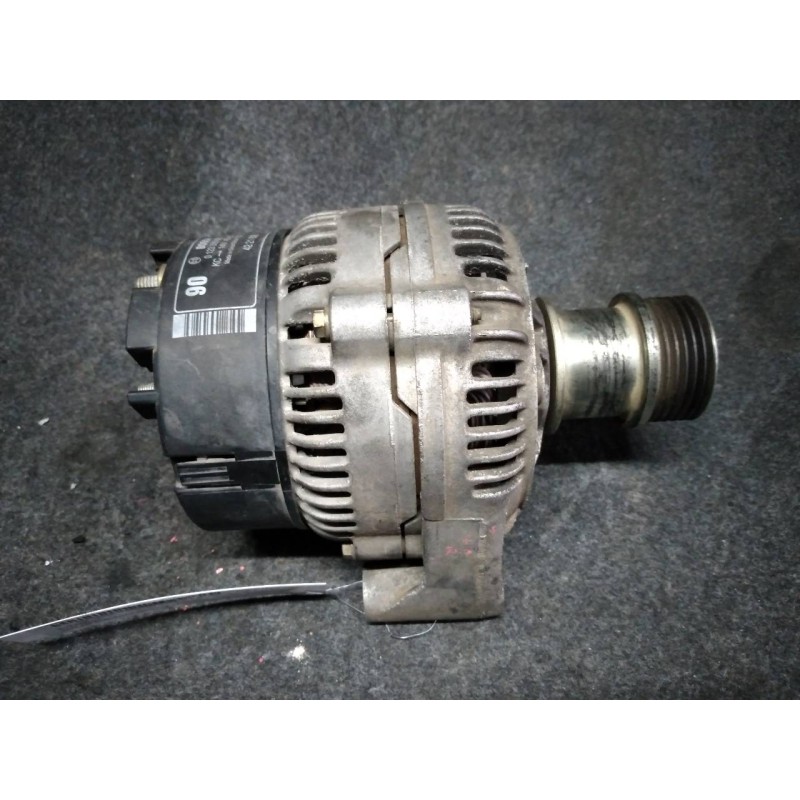 Recambio de alternador para saab 900 berlina 2.0 cat referencia OEM IAM 0123335005 4221862 BOSCH 4