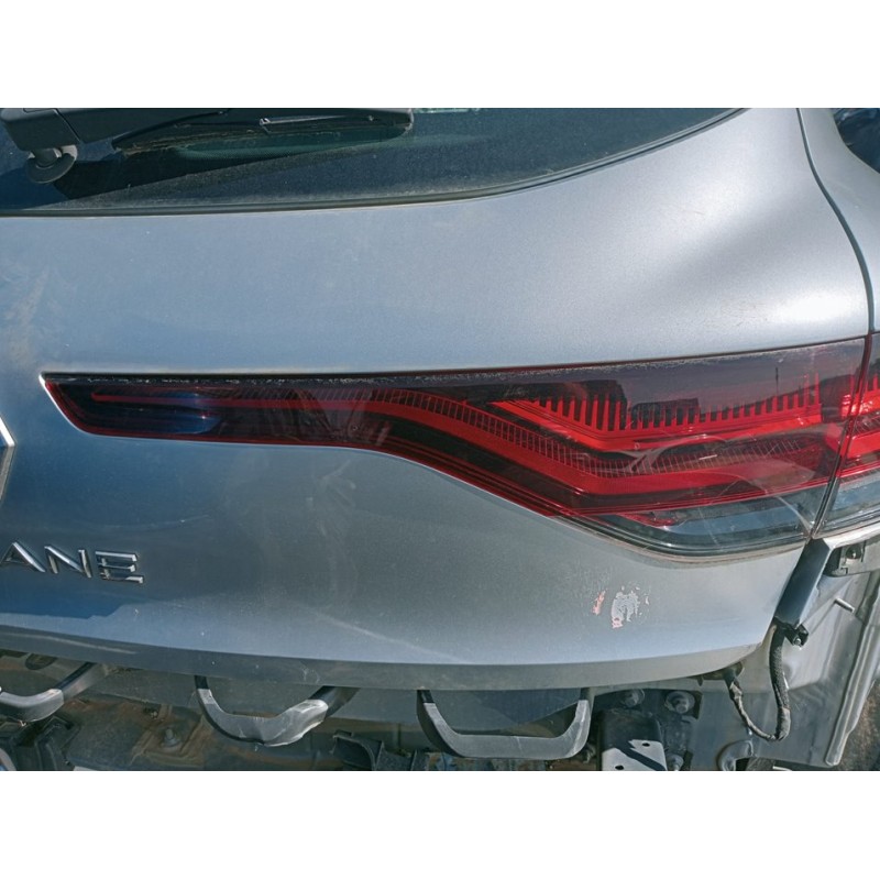 Recambio de piloto trasero derecho interior para renault megane iv berlina 5p intens referencia OEM IAM   