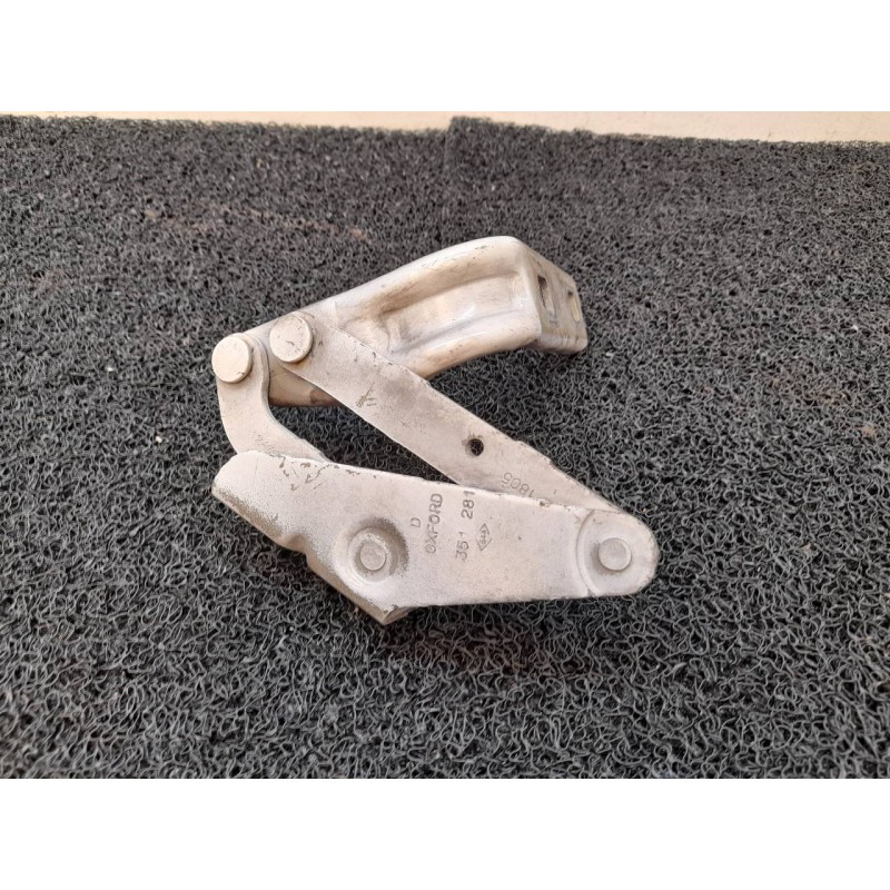 Recambio de bisagra capot derecha para renault master ii phase 2 caja cerrada l1h1 caja cerrada 2.8 to referencia OEM IAM   