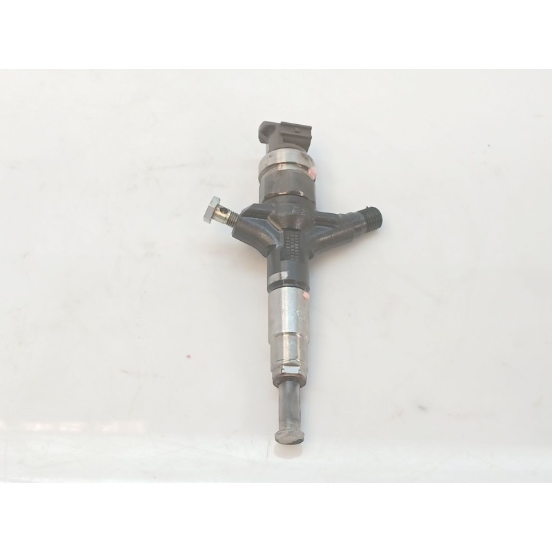 Recambio de inyector para subaru xv executive referencia OEM IAM 16613AA030  