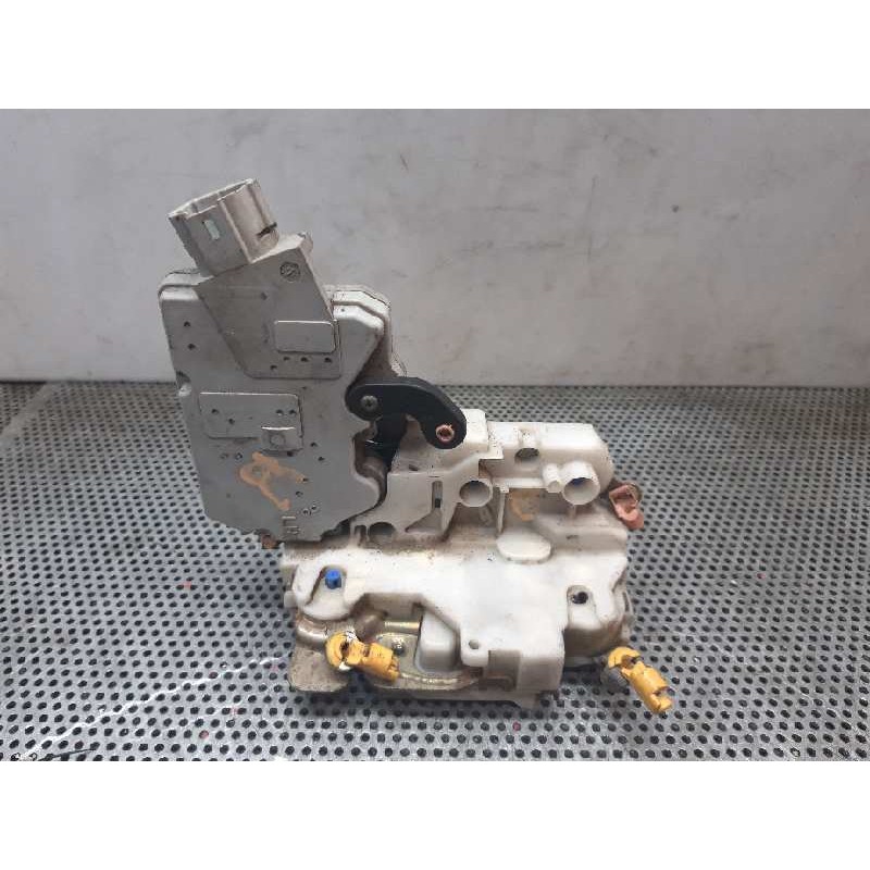 Recambio de cerradura puerta delantera izquierda para nissan primera berlina (p11) referencia OEM IAM  91300 