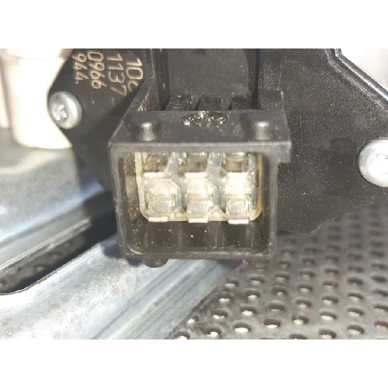 Recambio de elevalunas trasero izquierdo para opel vectra c berlina elegance referencia OEM IAM - Negro 4