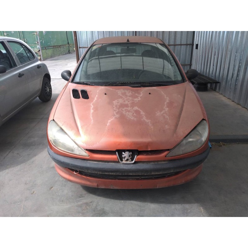 peugeot 206 berlina del año 1999