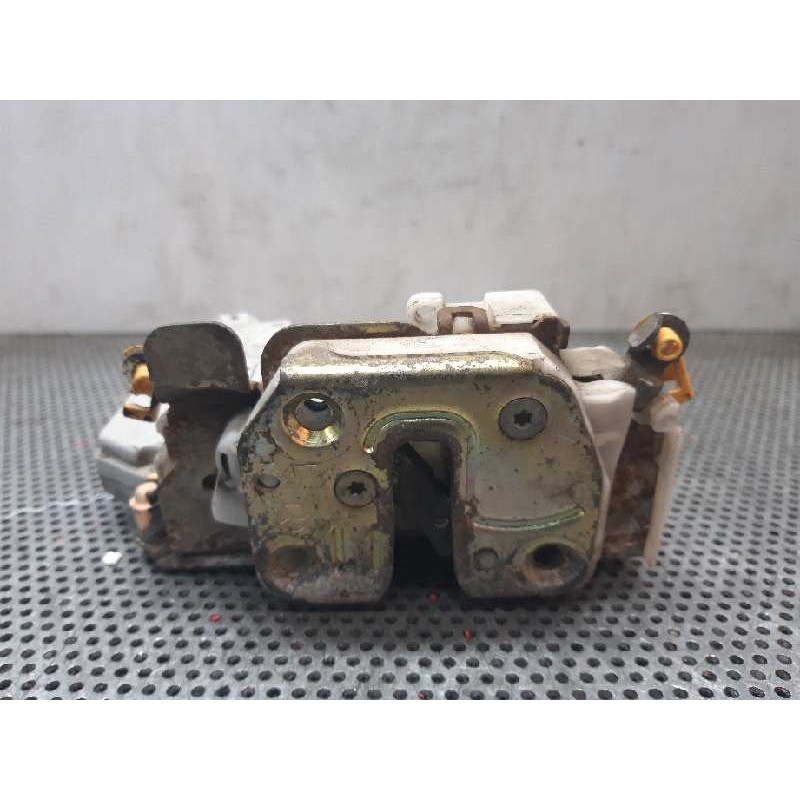 Recambio de cerradura puerta delantera izquierda para nissan primera berlina (p11) referencia OEM IAM  91300 4