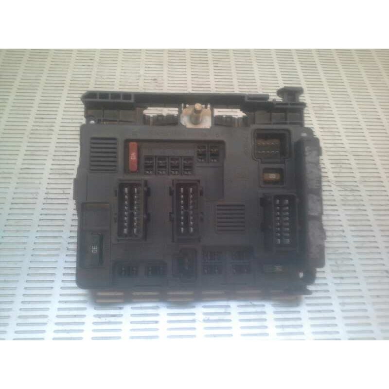 Recambio de caja reles / fusibles para peugeot 206 sw 1.6 16v cat referencia OEM IAM   